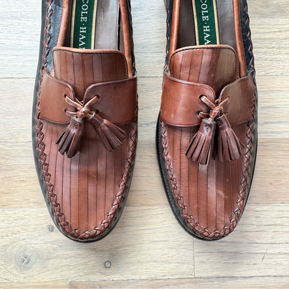 Cole Haan Brown and Black Leather Stitched Tassel Loafers Size 7 - Picture 5 of 12